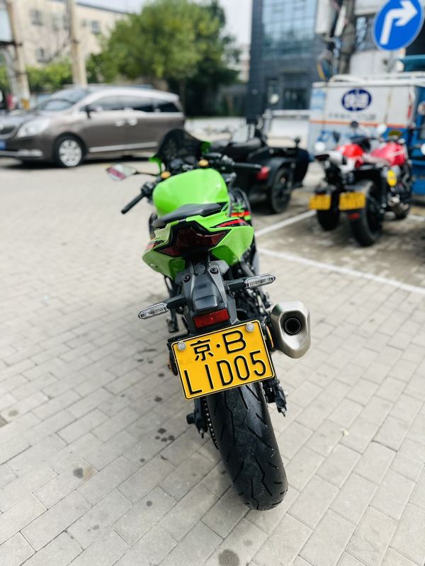 二手川崎ZX-4R