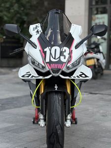 二手阿普利亚RSV4