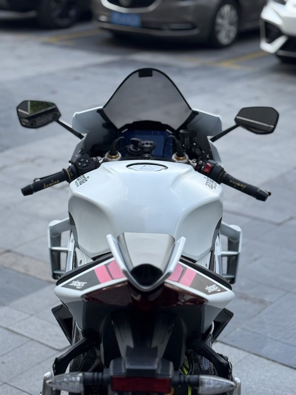 二手阿普利亚RSV4