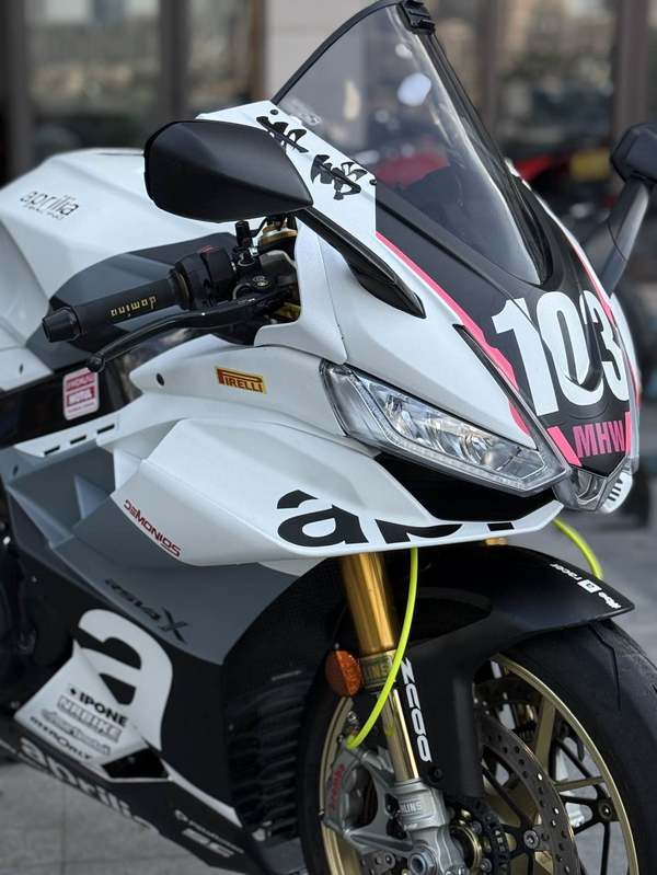 二手阿普利亚RSV4