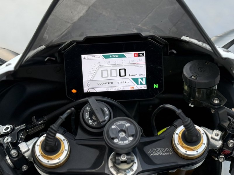 二手阿普利亚RSV4