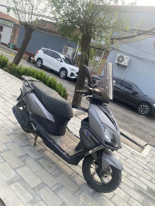 二手济南铃木UY125