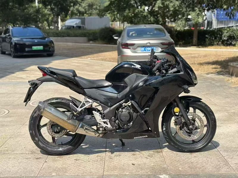 二手本田CBR300R