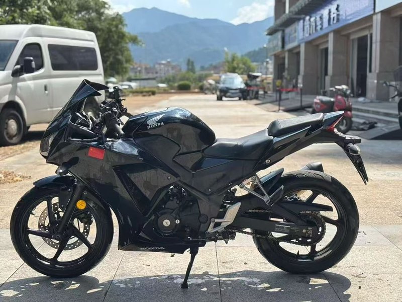 二手本田CBR300R