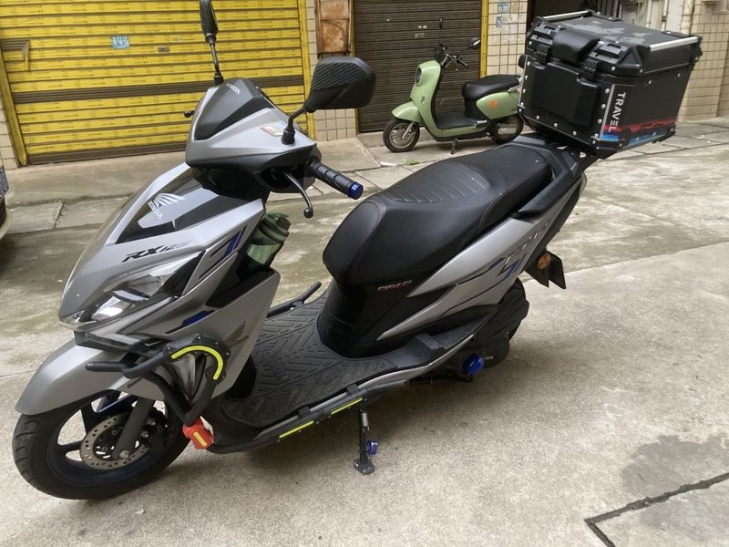 二手新大洲本田裂行 RX125Fi