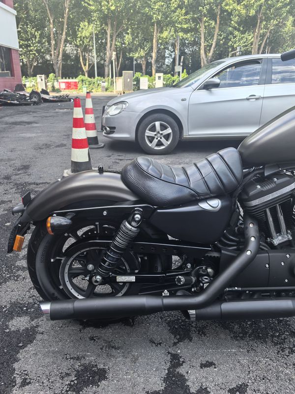 二手哈雷戴维森Iron883 硬汉