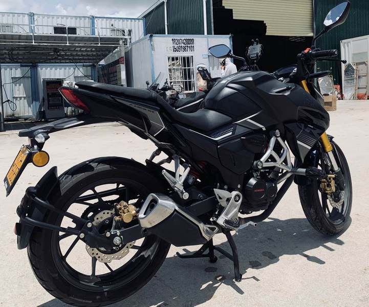 二手五羊本田CB190R 暴锋眼