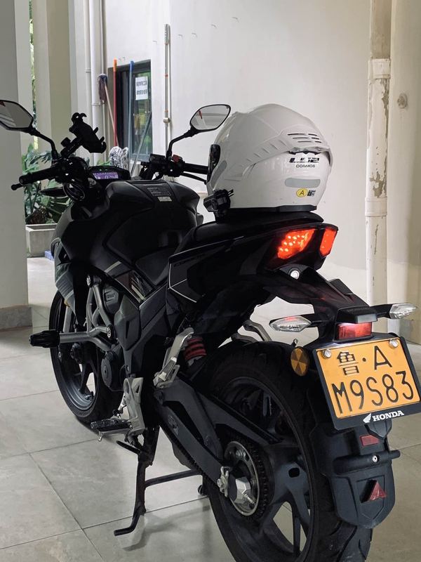二手五羊本田CB190R 暴锋眼