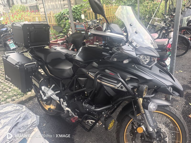 二手贝纳利TRK552