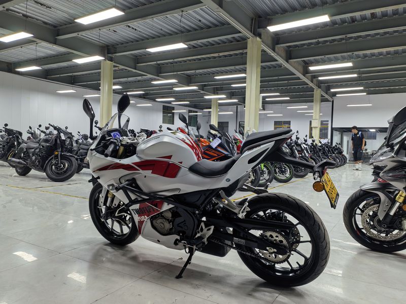 二手QJMOTOR赛250