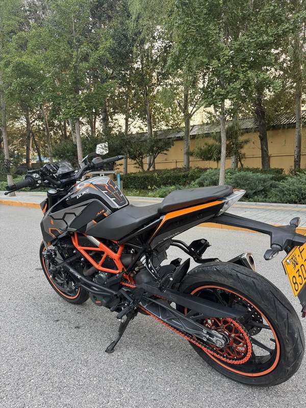 二手KTMR2R390 Duke
