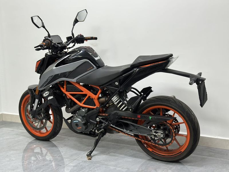 二手KTMR2R390 Duke