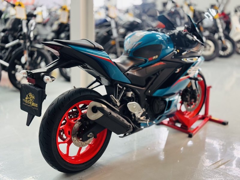 二手雅马哈YZF-R3