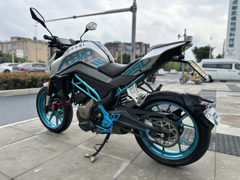 二手春风250NK