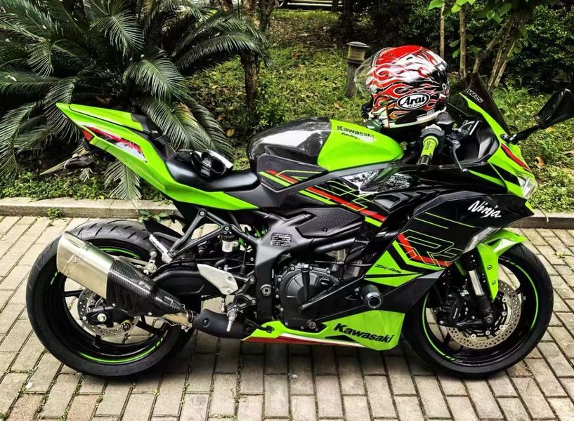 二手川崎ZX-4R