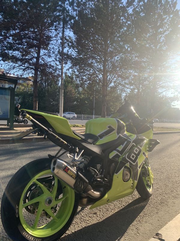 二手张雪机车500RR