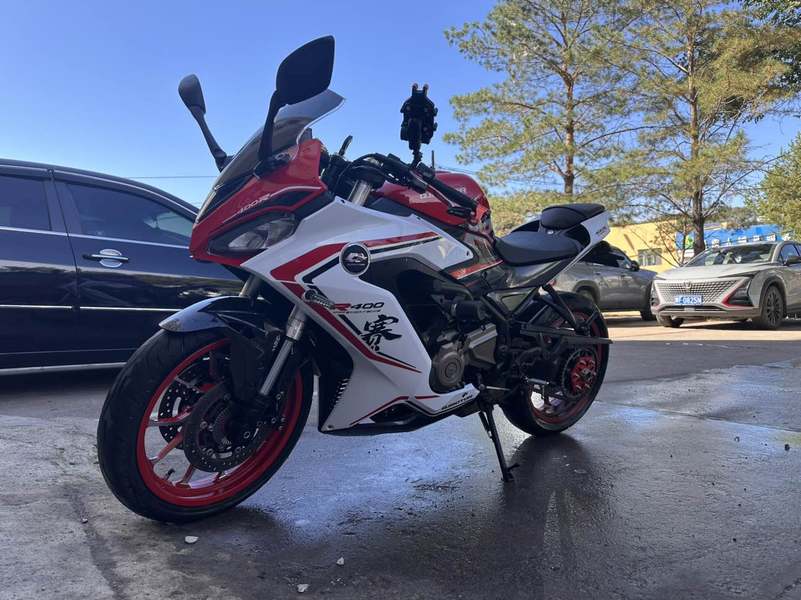二手QJMOTOR赛400