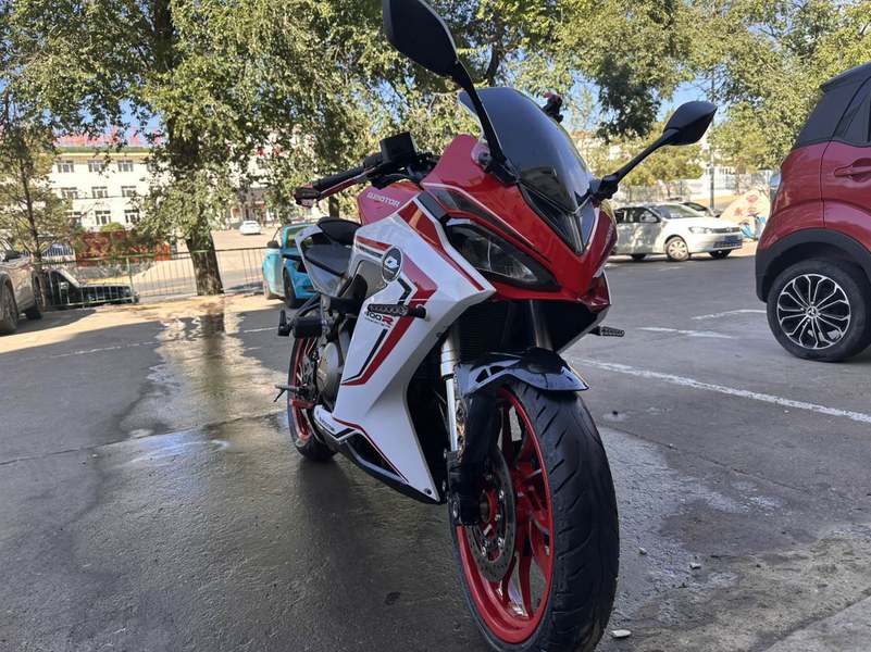 二手QJMOTOR赛400