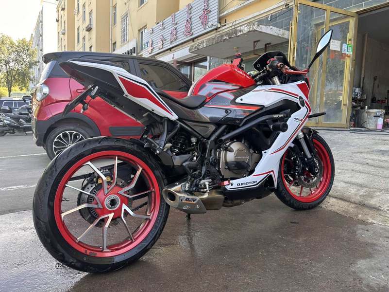 二手QJMOTOR赛400
