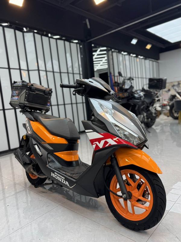 二手五羊本田NX125