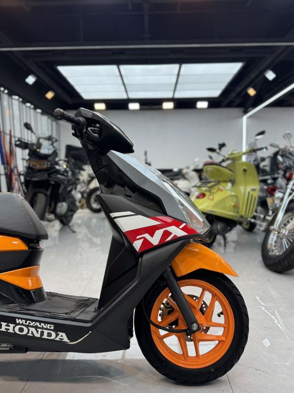 二手五羊本田NX125