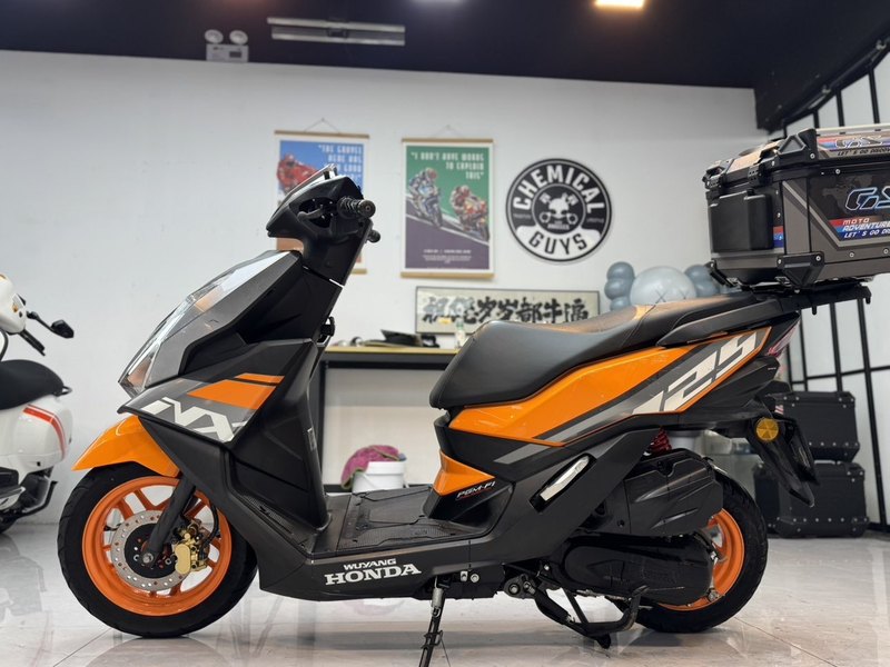 二手五羊本田NX125