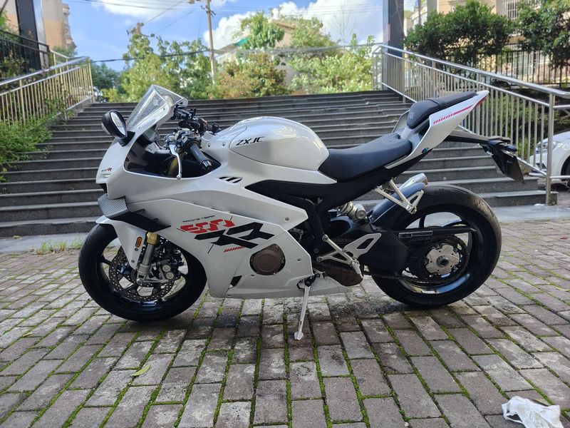 二手张雪机车500RR