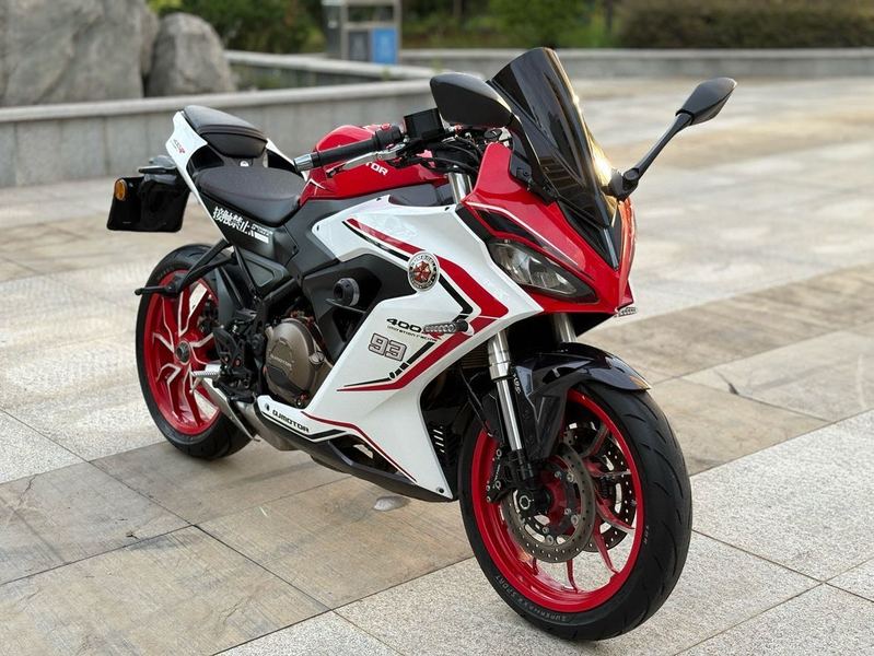 二手QJMOTOR赛400