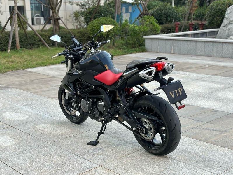 二手贝纳利TNT600i