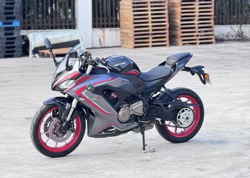 二手QJMOTOR赛400