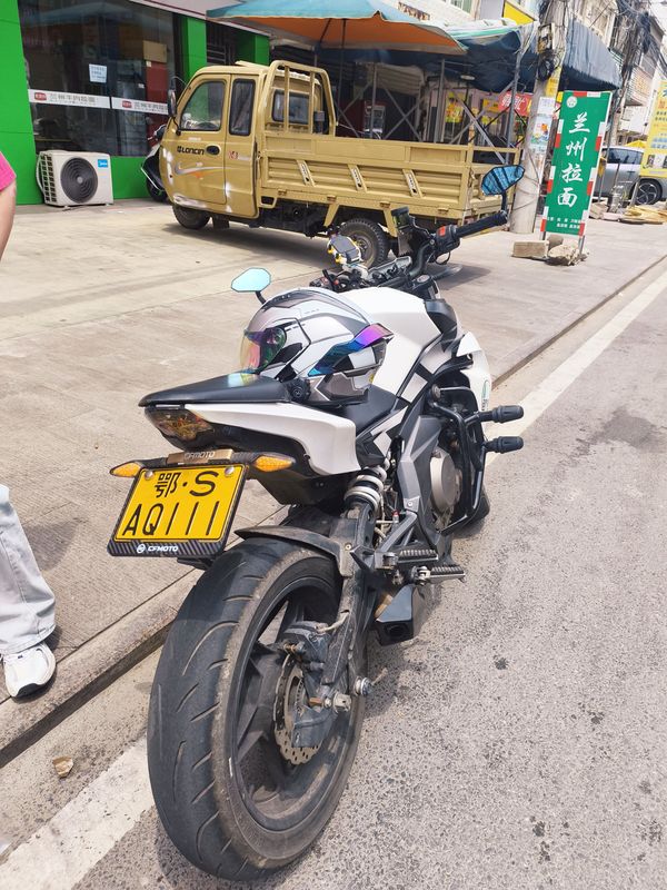 二手春风650NK