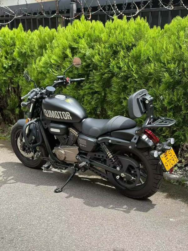 二手QJMOTOR闪300