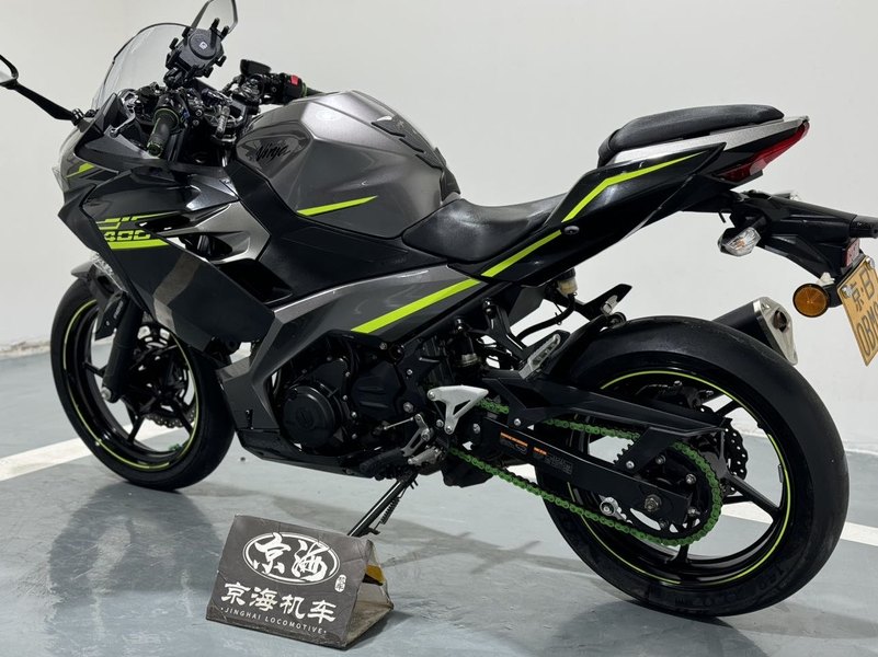 二手川崎Ninja 400