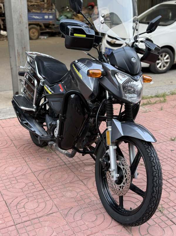 二手建设雅马哈天剑动力版 YBR150Z