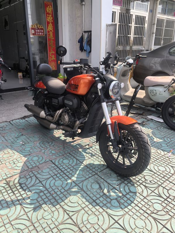 二手QJMOTOR闪300