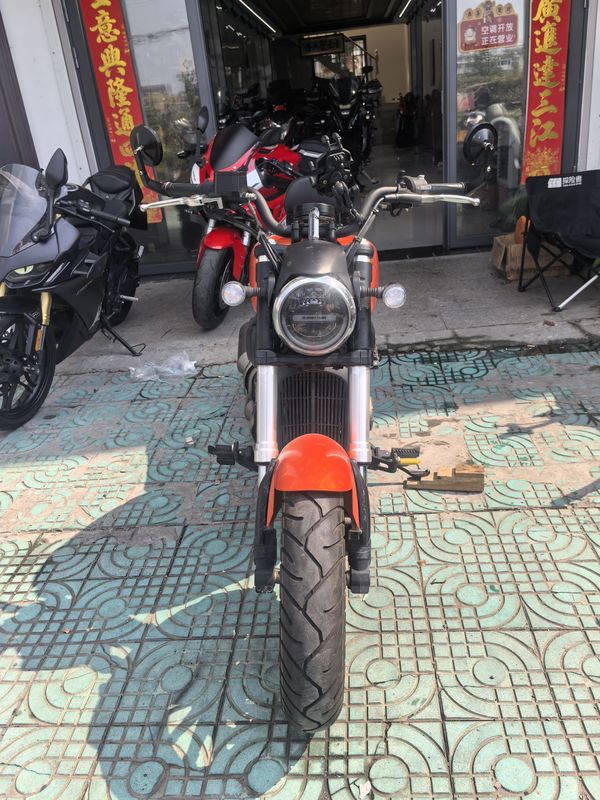 二手QJMOTOR闪300