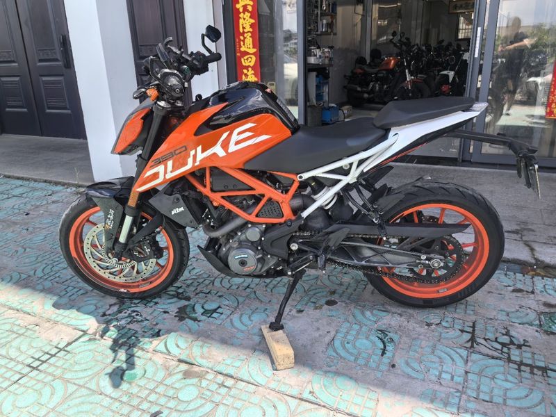 二手KTMR2R390 Duke
