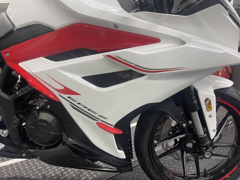 二手凯越350RR 赫雷兹