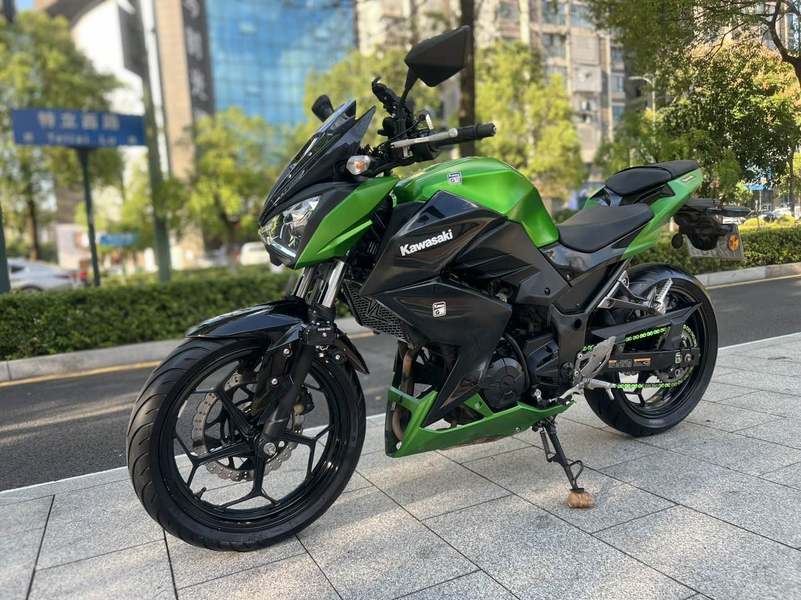 二手川崎Z 250 ABS