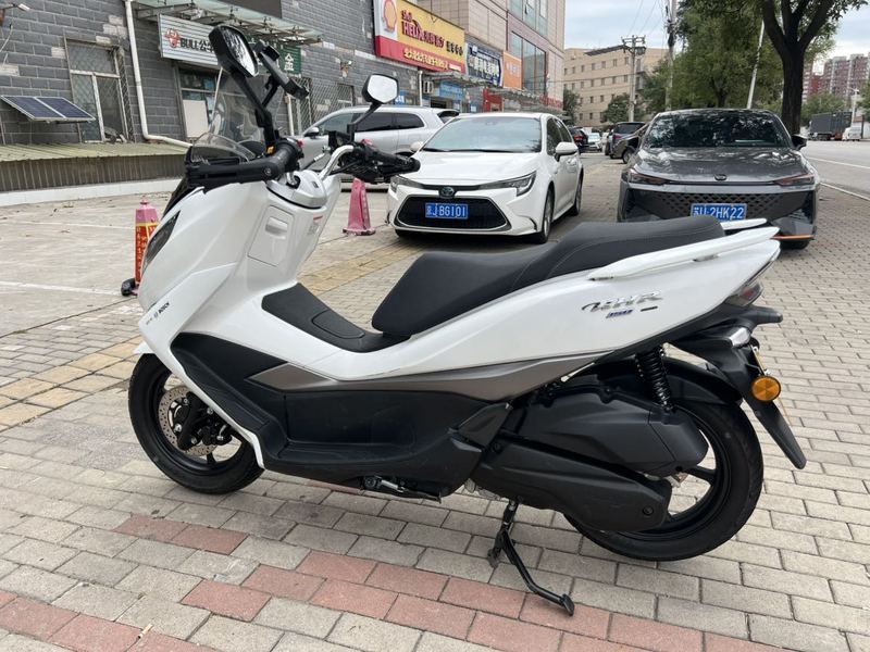 二手豪爵UHR150