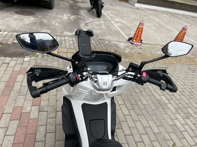 二手豪爵UHR150