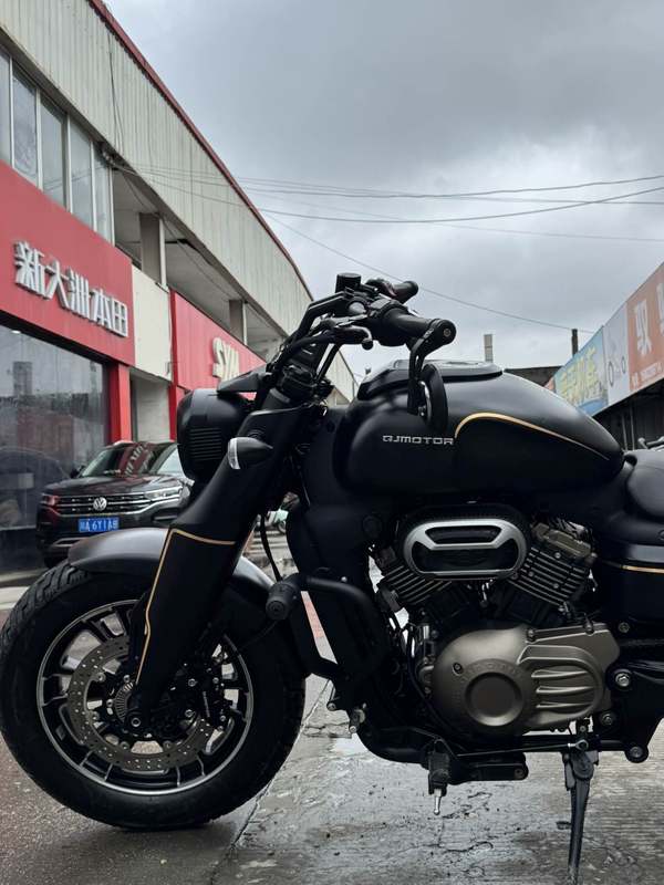 二手QJMOTOR闪400