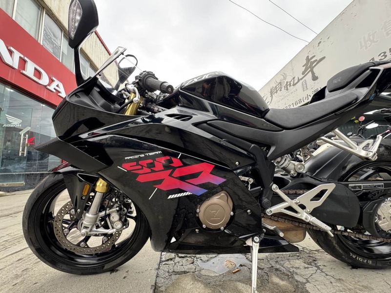 二手张雪机车500RR