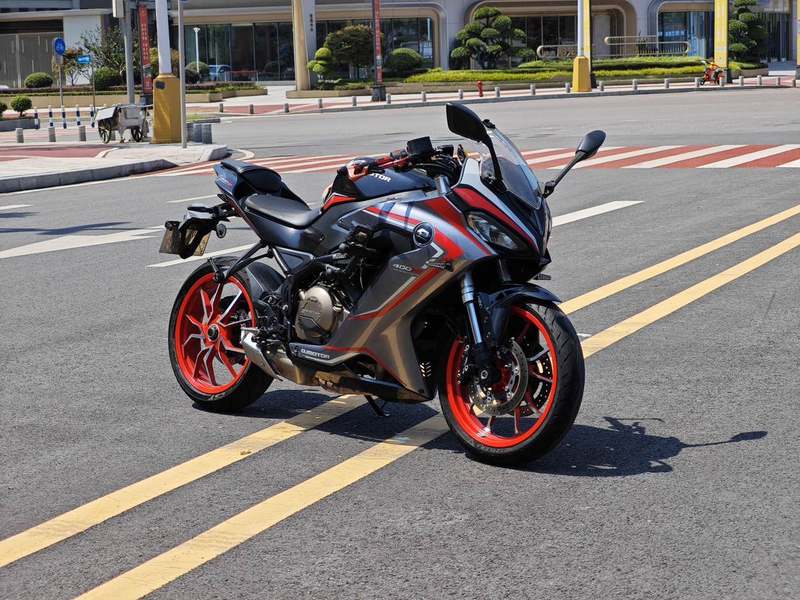 二手QJMOTOR赛400