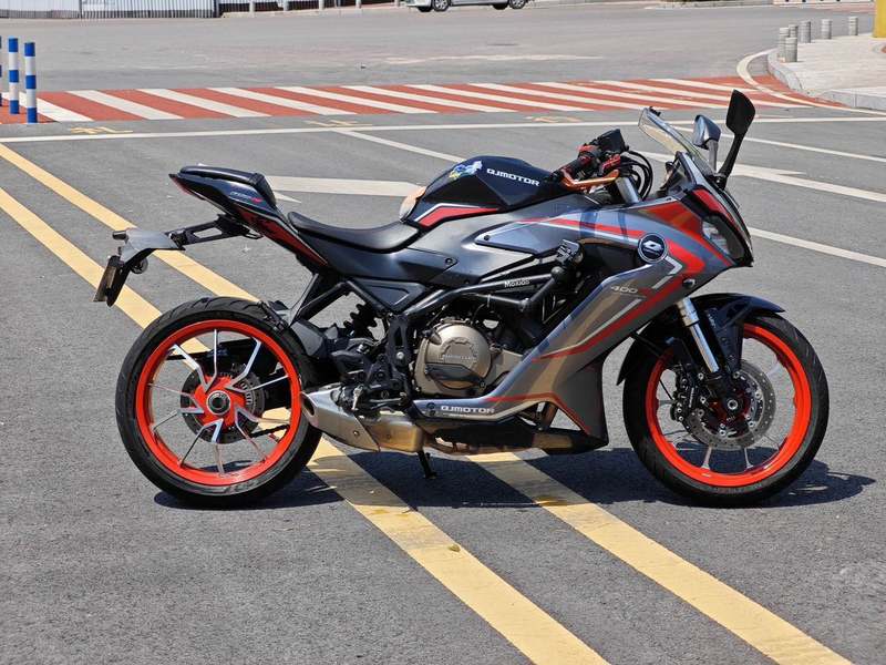 二手QJMOTOR赛400