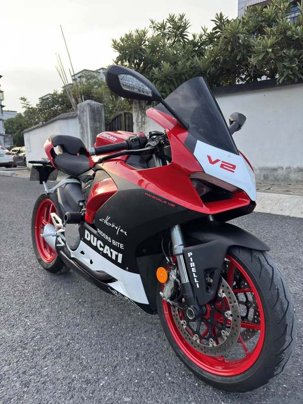 二手杜卡迪Panigale V2