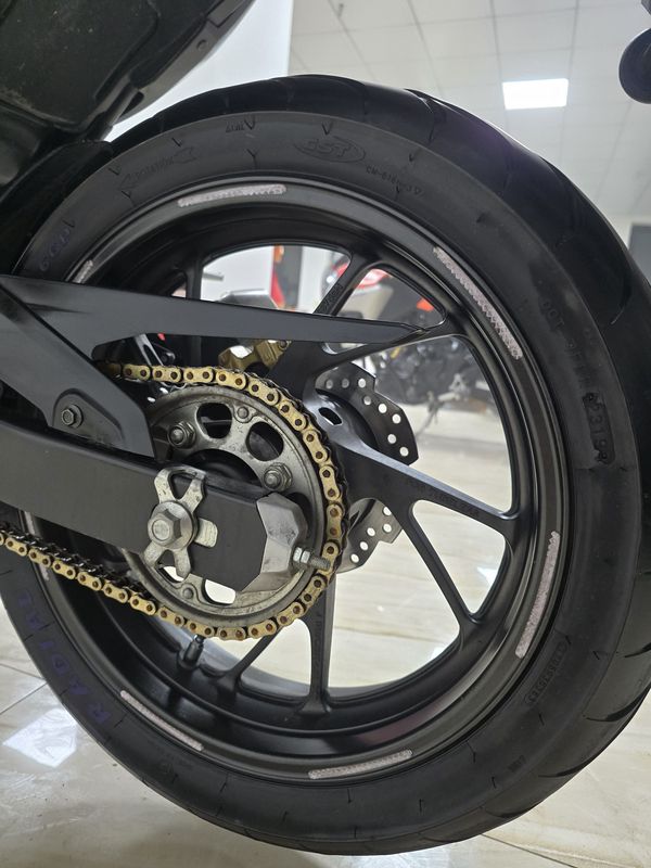 二手五羊本田CB190R 暴锋眼