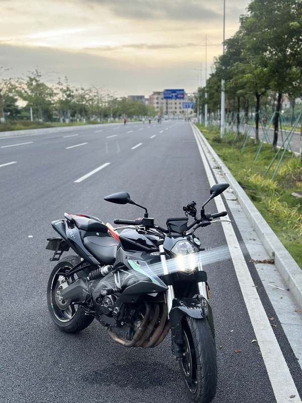 二手贝纳利TNT600i