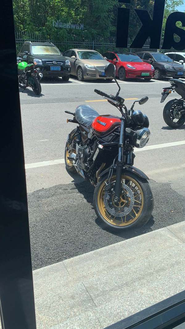 二手川崎Z650RS