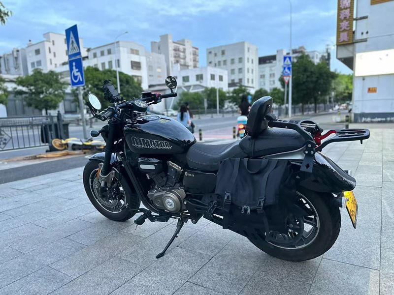 二手QJMOTOR闪350